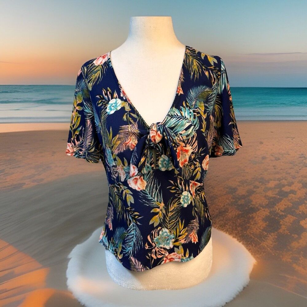 Rewind Tropical Print Pulliver V-Neck blouse no size or care tags